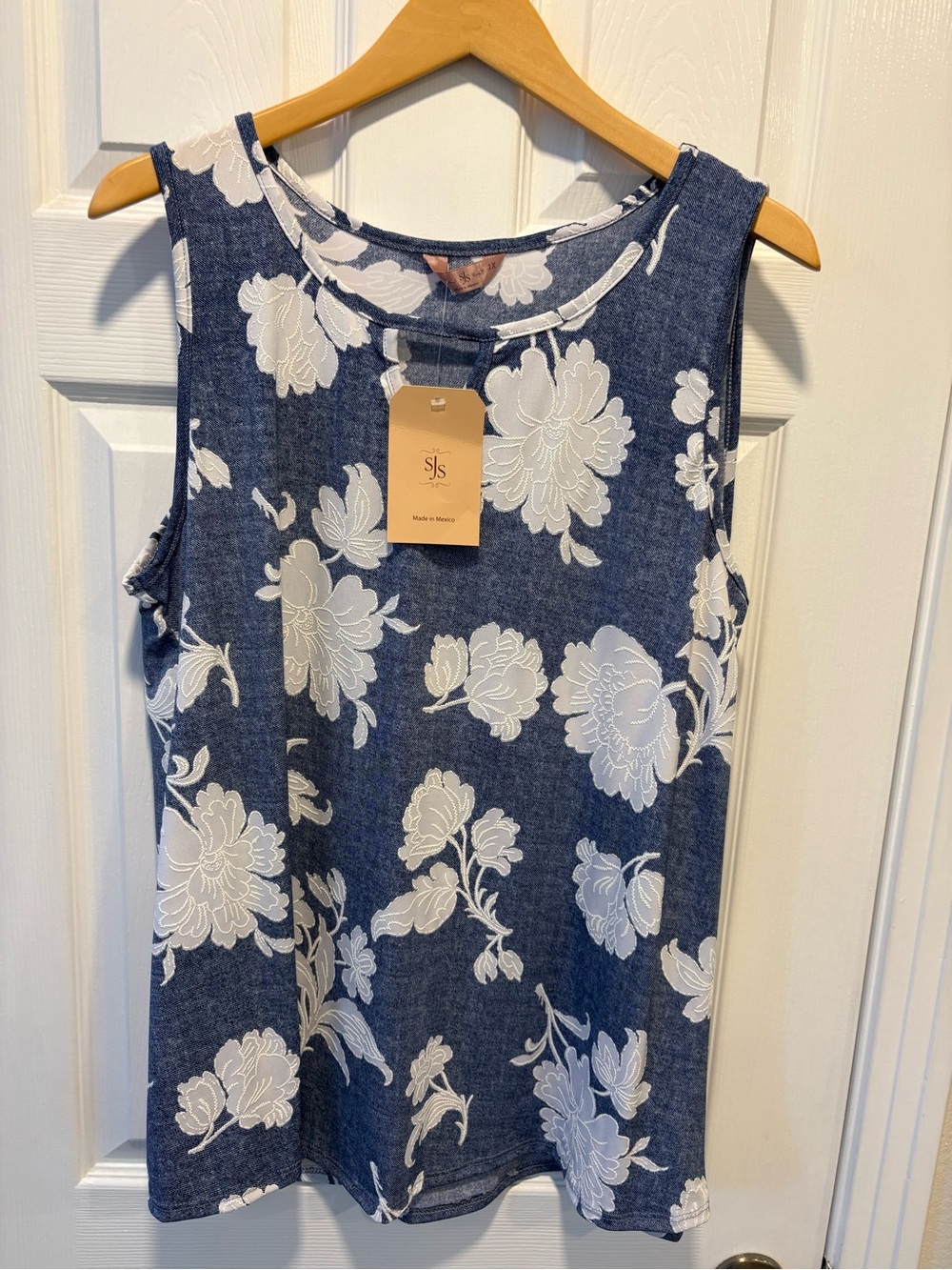 SJS White Floral Navy Tank Top